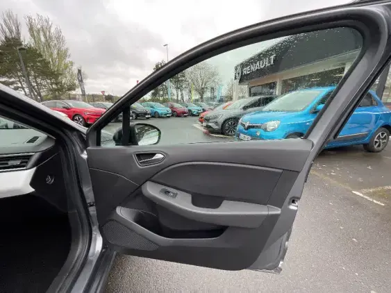 RENAULT CLIO V - voiture d'occasion - Photo 18