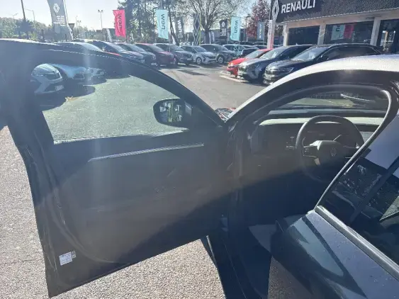 RENAULT MEGANE V - voiture d'occasion - Photo 16