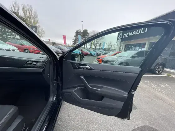 VOLKSWAGEN POLO VI - voiture d'occasion - Photo 18