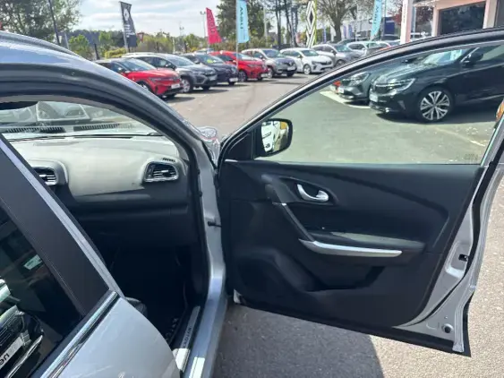 RENAULT KADJAR - voiture d'occasion - Photo 17