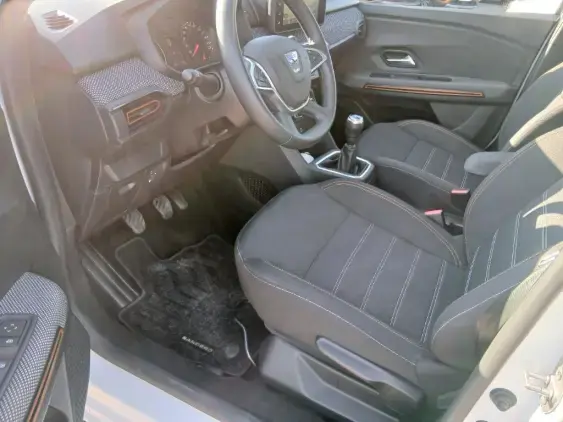 DACIA SANDERO III - voiture d'occasion - Photo 17