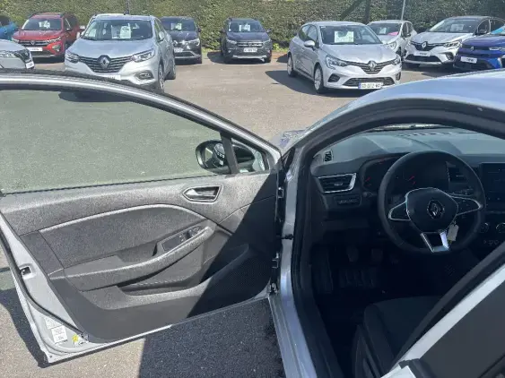 RENAULT CLIO V - voiture d'occasion - Photo 15