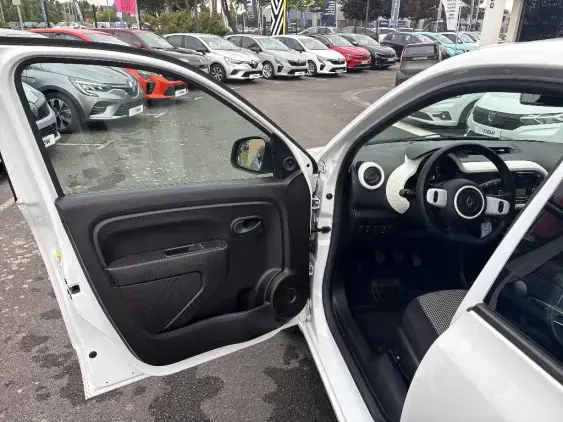 RENAULT TWINGO III - voiture d'occasion - Photo 14