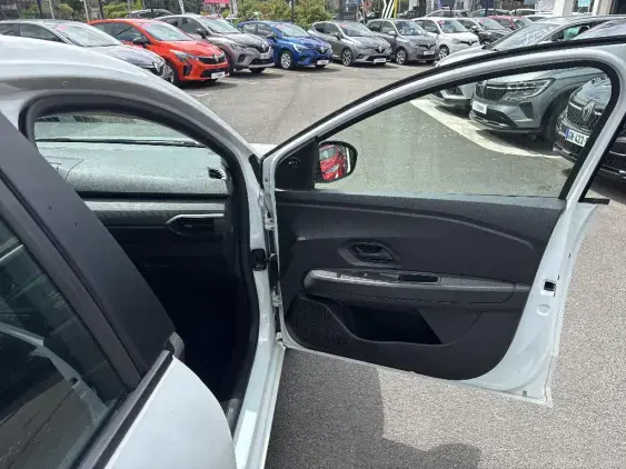 DACIA SANDERO III - voiture d'occasion - Photo 17