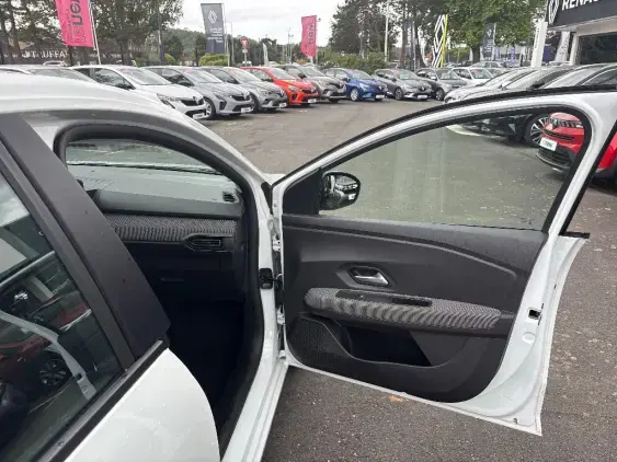 DACIA SANDERO III - voiture d'occasion - Photo 17
