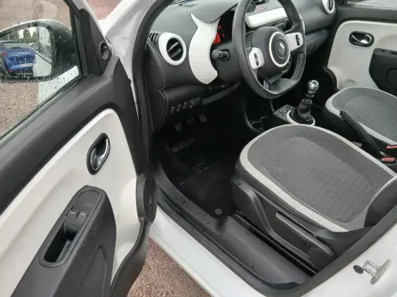 RENAULT TWINGO III - voiture d'occasion - Photo 16