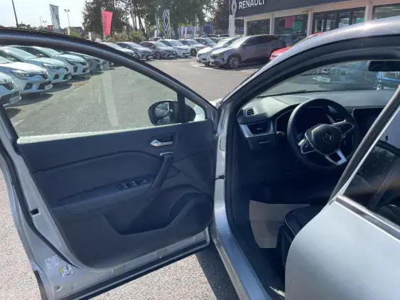 RENAULT CAPTUR II - voiture d'occasion - Photo 18