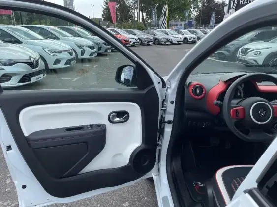 RENAULT TWINGO III - voiture d'occasion - Photo 18