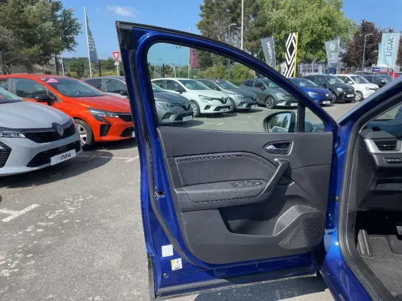 RENAULT CAPTUR II - voiture d'occasion - Photo 17