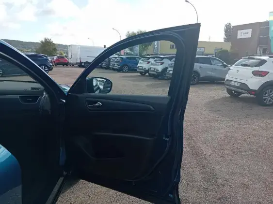 RENAULT ARKANA - voiture d'occasion - Photo 17