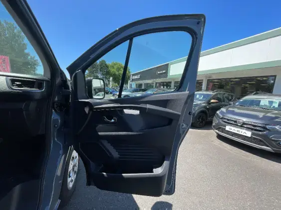 RENAULT TRAFIC III - voiture d'occasion - Photo 18