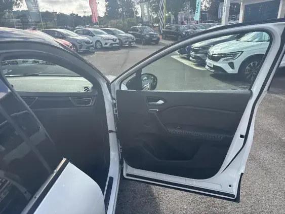 RENAULT CAPTUR II - voiture d'occasion - Photo 19
