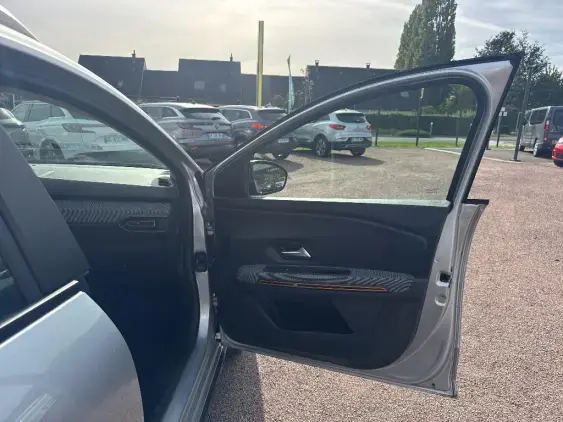 DACIA SANDERO III - voiture d'occasion - Photo 19