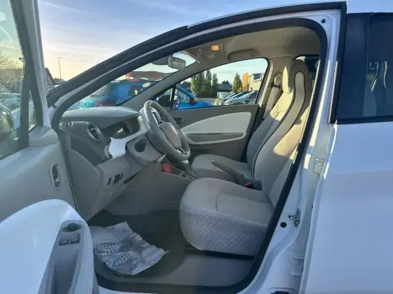 RENAULT ZOE - voiture d'occasion - Photo 15