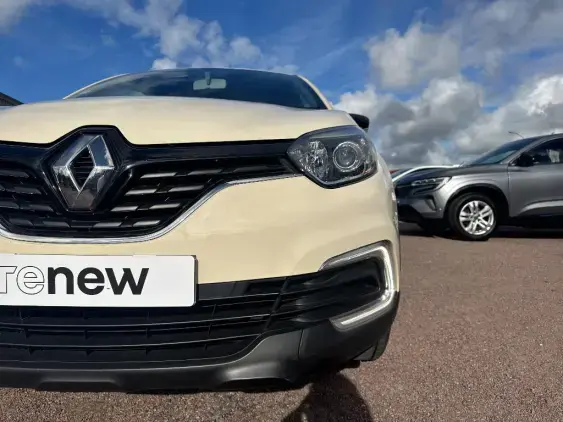 RENAULT CAPTUR - voiture d'occasion - Photo 20