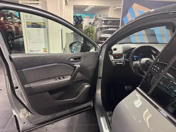 RENAULT CAPTUR II - voiture d'occasion - Photo 17