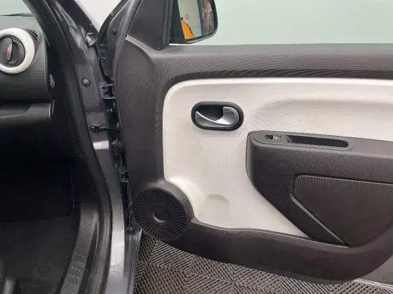 RENAULT TWINGO ELECTRIQUE III - voiture d'occasion - Photo 20