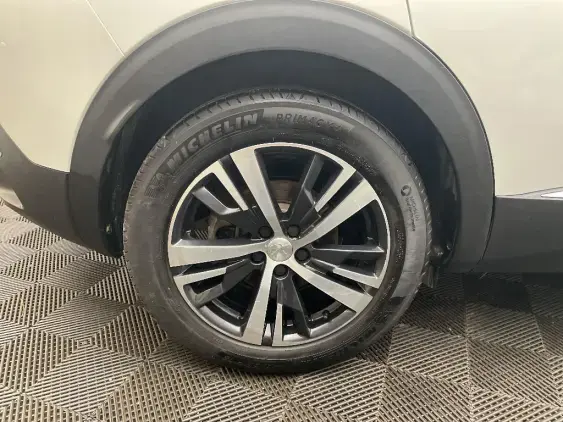 PEUGEOT 3008 II - voiture d'occasion - Photo 25