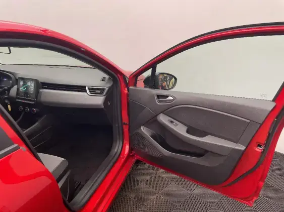 RENAULT CLIO V - voiture d'occasion - Photo 20