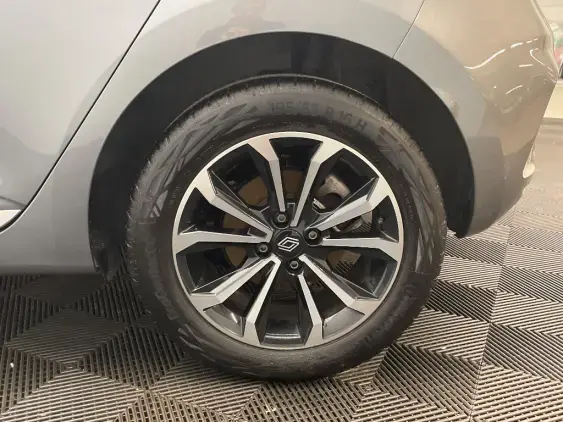 RENAULT CLIO V - voiture d'occasion - Photo 24