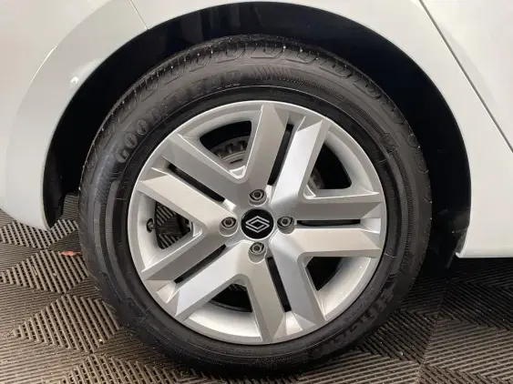 RENAULT CLIO V - voiture d'occasion - Photo 25