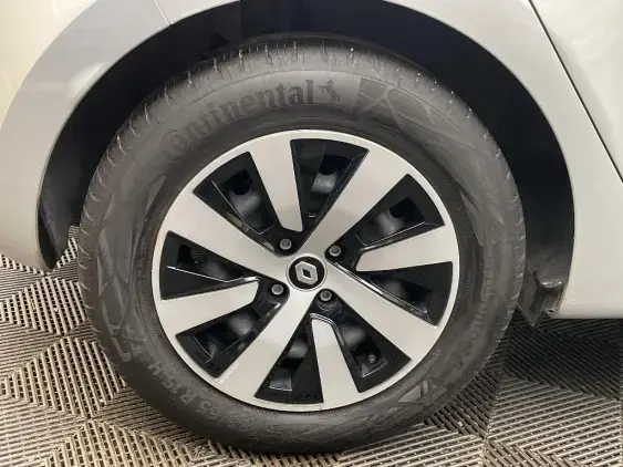 RENAULT CLIO V - voiture d'occasion - Photo 24