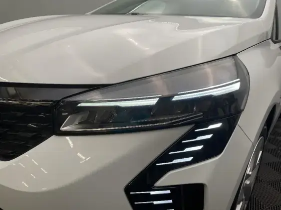 RENAULT CLIO V - voiture d'occasion - Photo 22