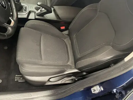 RENAULT MEGANE IV - voiture d'occasion - Photo 17