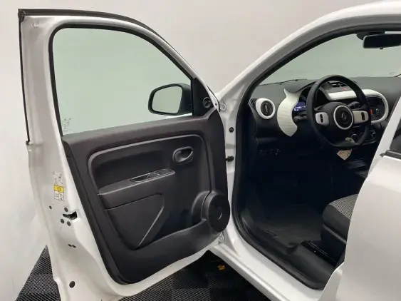 RENAULT TWINGO ELECTRIQUE III - voiture d'occasion - Photo 18