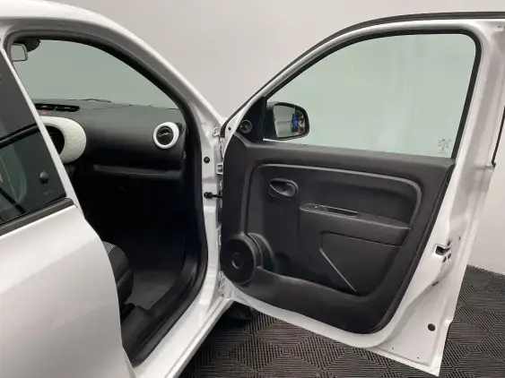 RENAULT TWINGO ELECTRIQUE III - voiture d'occasion - Photo 19