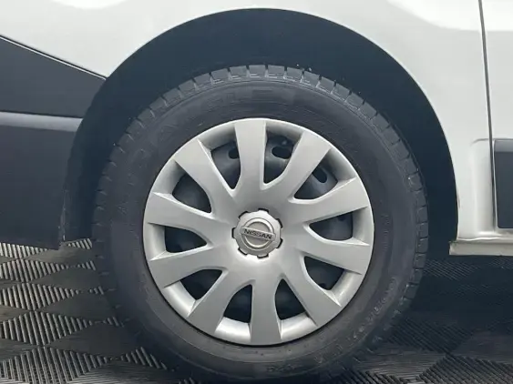 NISSAN NV300 - voiture d'occasion - Photo 20