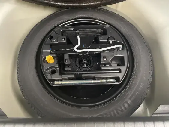 PEUGEOT 208 BUSINESS R II - voiture d'occasion - Photo 17