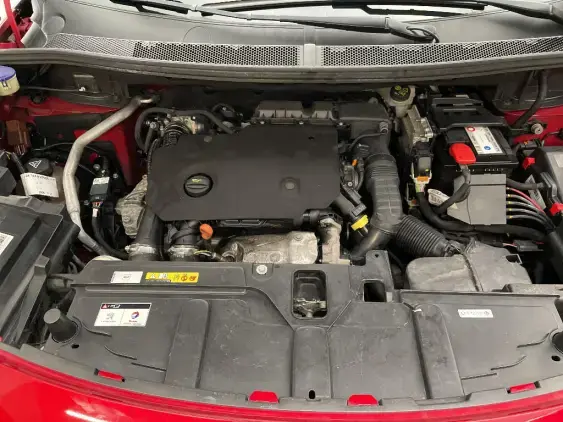 PEUGEOT 3008 II - voiture d'occasion - Photo 21