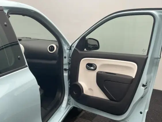 RENAULT TWINGO ELECTRIQUE III - voiture d'occasion - Photo 19