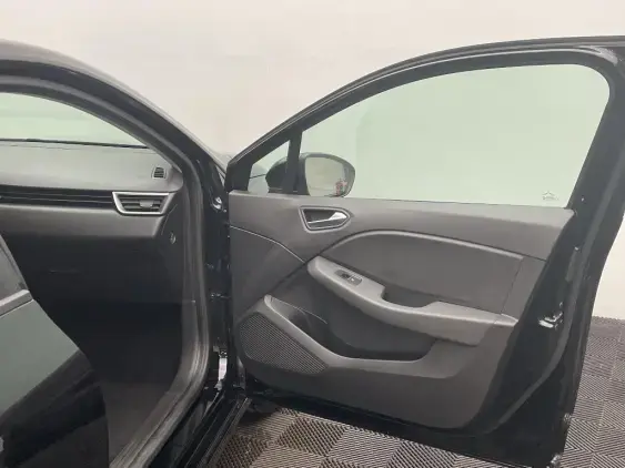 RENAULT CLIO V - voiture d'occasion - Photo 19