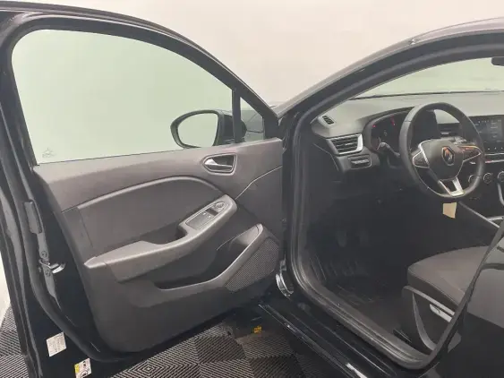 RENAULT CLIO V - voiture d'occasion - Photo 18