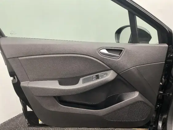 RENAULT CLIO V - voiture d'occasion - Photo 19