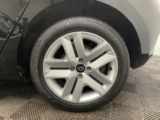 RENAULT CLIO V - voiture d'occasion - Photo 24