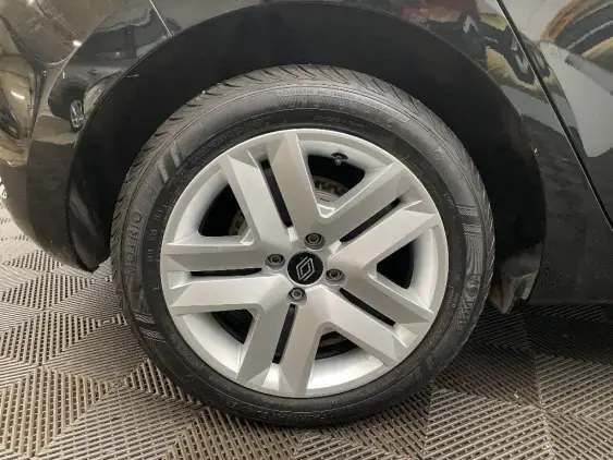 RENAULT CLIO V - voiture d'occasion - Photo 25