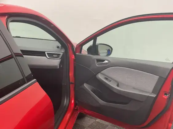 RENAULT CLIO V - voiture d'occasion - Photo 20