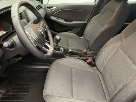 RENAULT CLIO V - voiture d'occasion - Photo 18