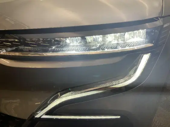 RENAULT MEGANE V - voiture d'occasion - Photo 22