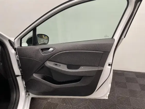 RENAULT CLIO V - voiture d'occasion - Photo 20