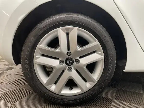 RENAULT CLIO V - voiture d'occasion - Photo 25