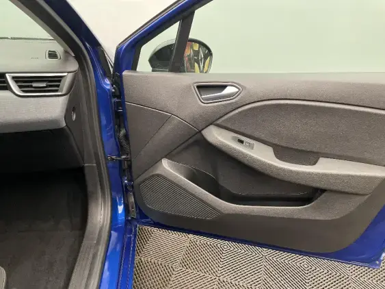 RENAULT CLIO V - voiture d'occasion - Photo 20