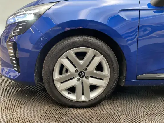 RENAULT CLIO V - voiture d'occasion - Photo 23