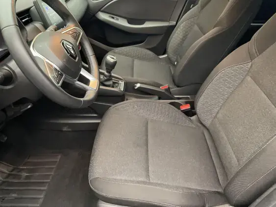 RENAULT CLIO V - voiture d'occasion - Photo 18