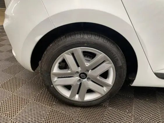 RENAULT CLIO V - voiture d'occasion - Photo 24