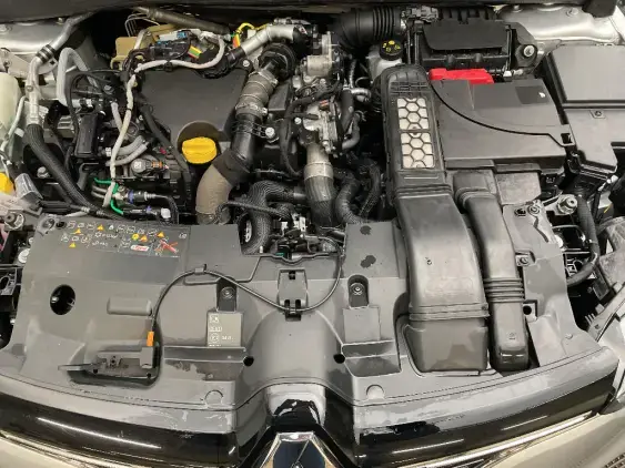 RENAULT MEGANE IV - voiture d'occasion - Photo 21