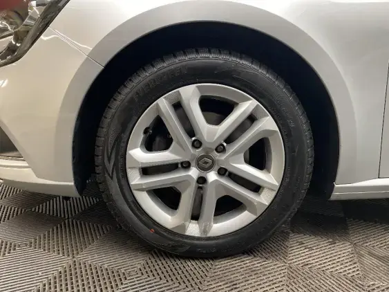 RENAULT MEGANE IV - voiture d'occasion - Photo 23